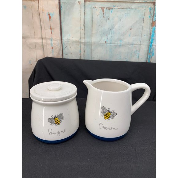 Heartland Dining Heartland Hive Sugar And Creamer Poshmark